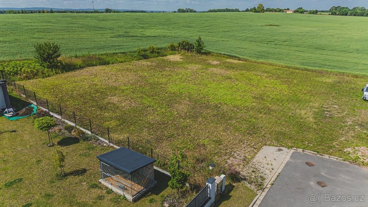 Prodej pozemek pro bydlení - Sezemice, 533 04, 1 238 m²