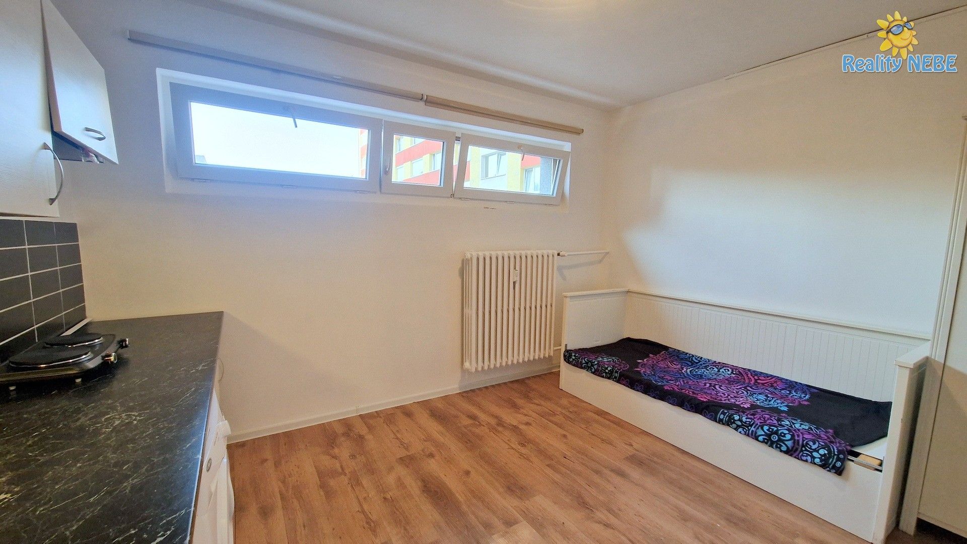Pronájem byt 1+kk - Ke Strašnické, Praha, 20 m²