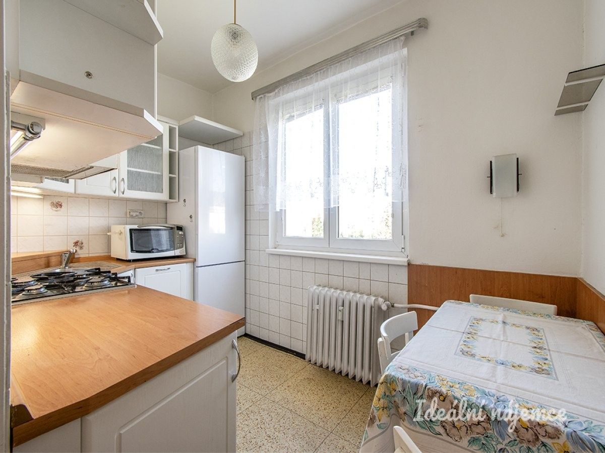 Pronájem byt 2+1 - Kamerunská, Praha, 53 m²