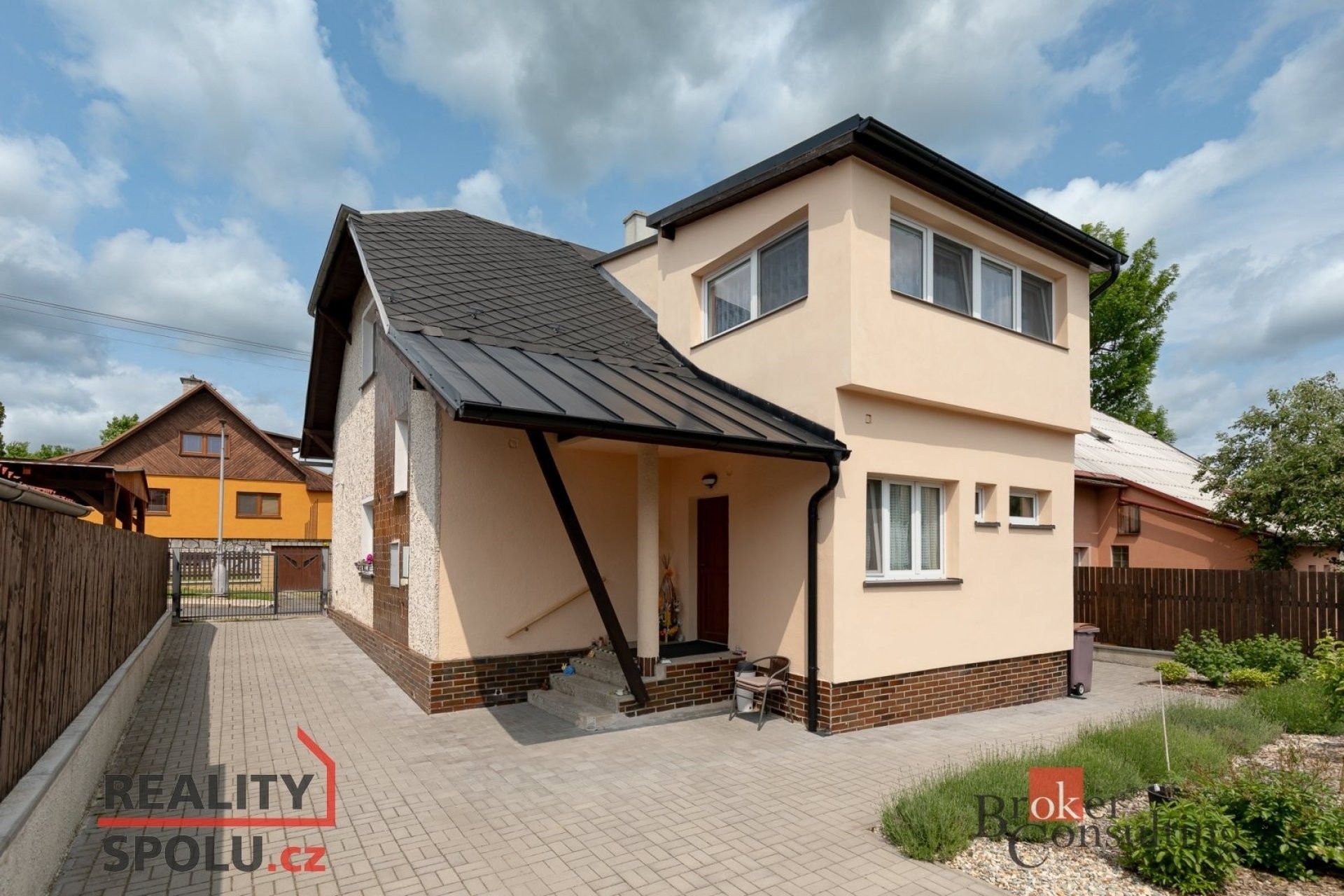 Rodinné domy, I. Olbrachta, Bruntál, 211 m²