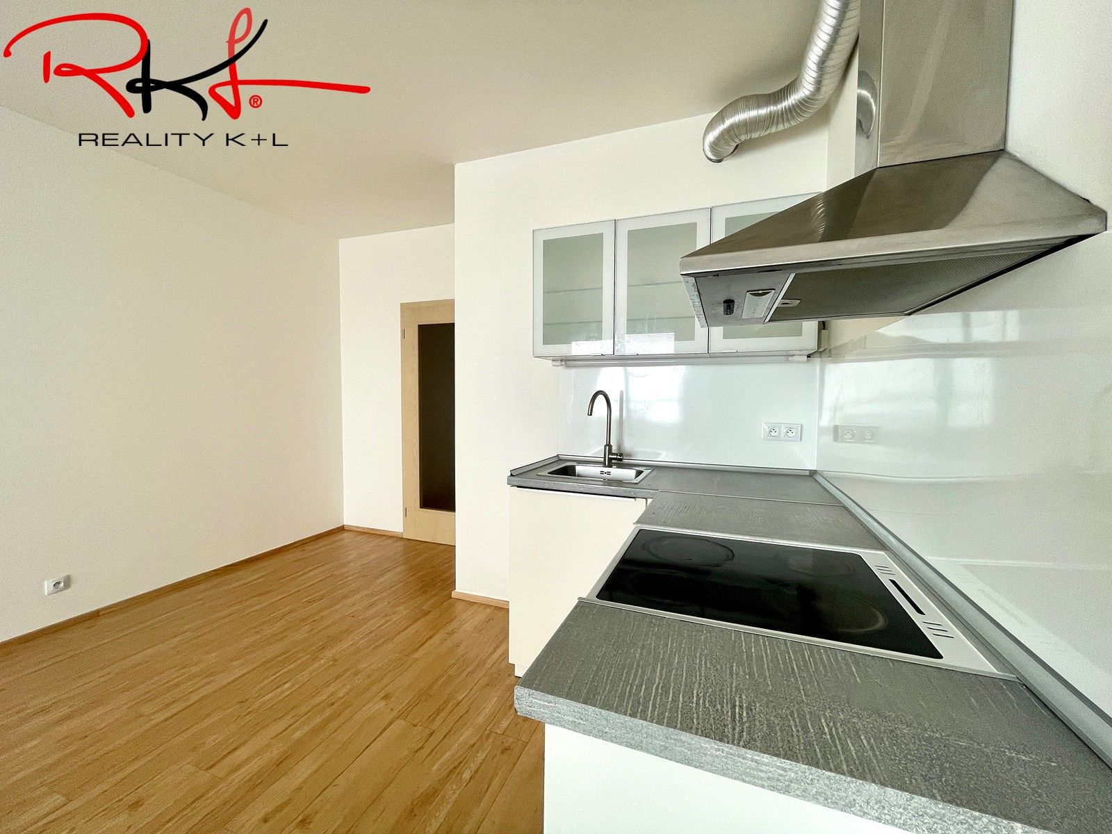 1+kk, Kadečkové, Praha, 35 m²