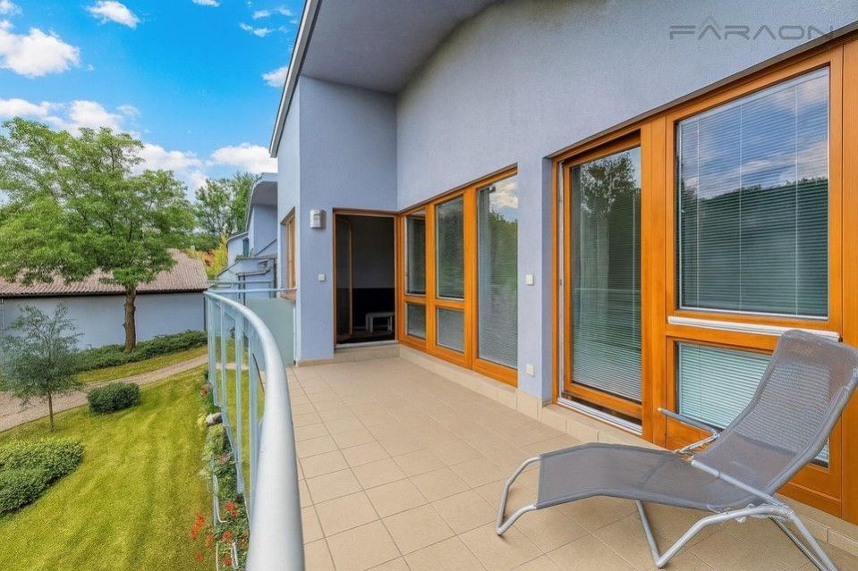 4+kk, Za Lidovým domem, Praha, 99 m²