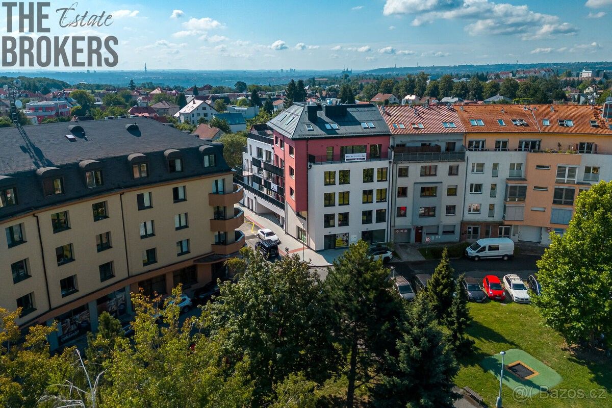 4+kk, Praha, 165 00, 134 m²