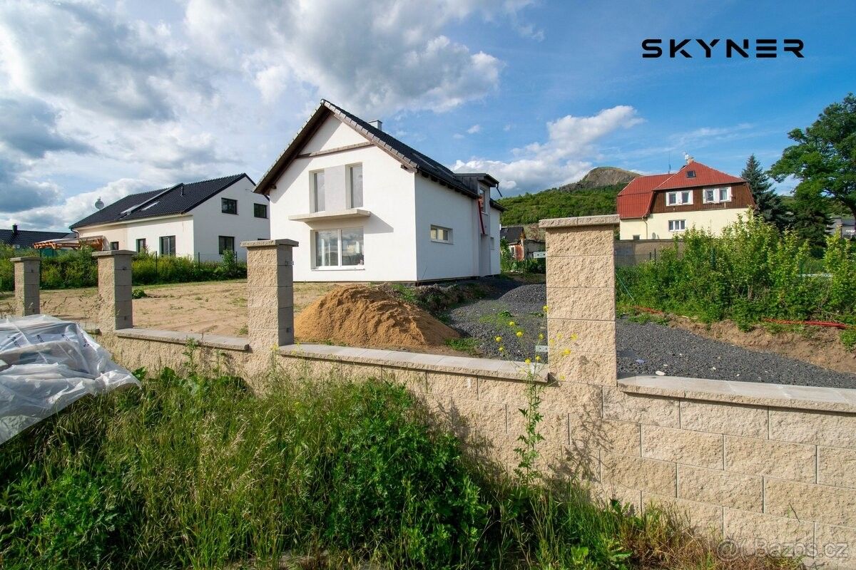 Ostatní, Žalhostice, 411 01, 130 m²