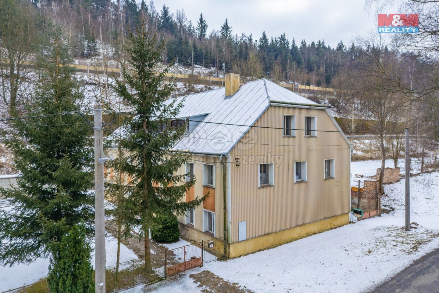 Činžovní domy, Pavlovice, Planá, 1 172 m²