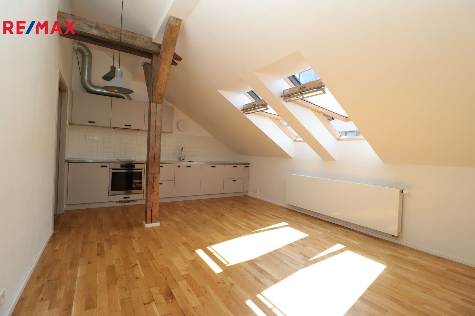 1+kk, Vinohradská, Praha, 30 m²
