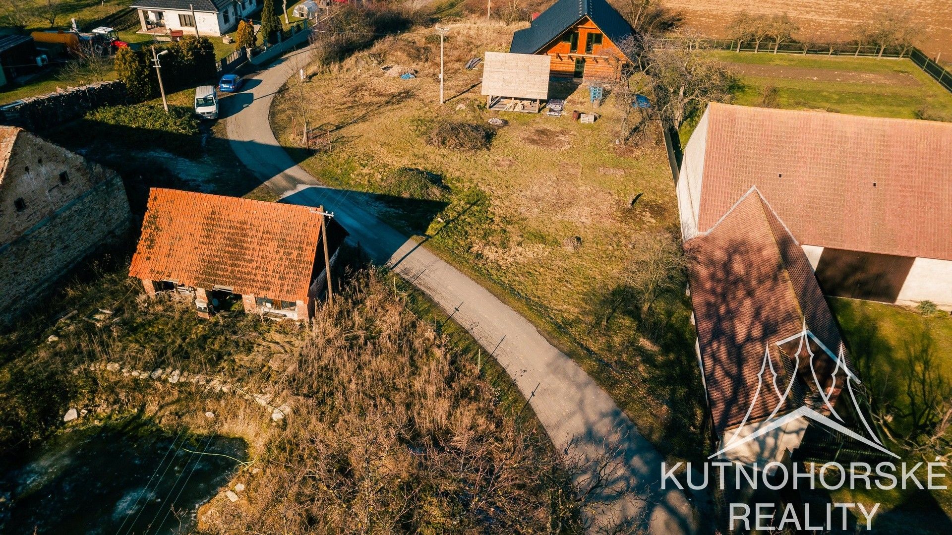 Prodej pozemek pro bydlení - Bahno, Černíny, 823 m²