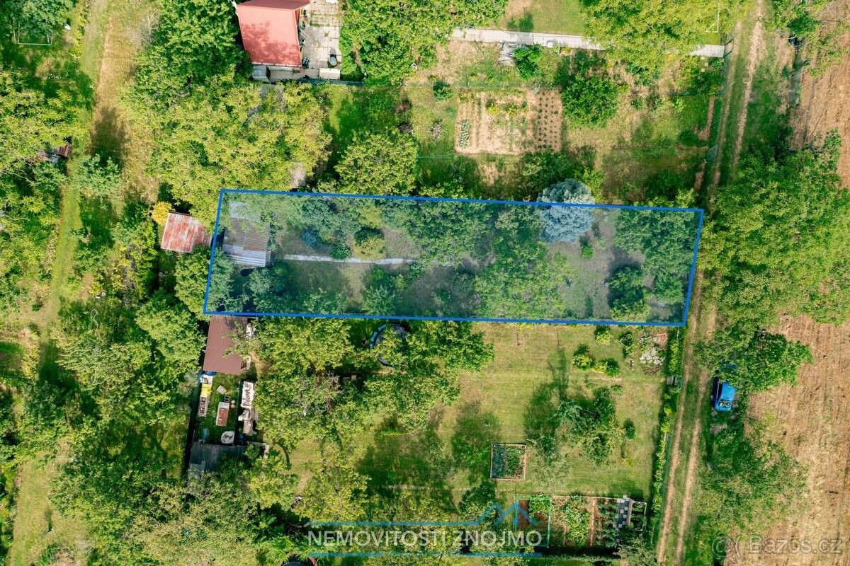 Zahrady, Znojmo, 669 02, 418 m²