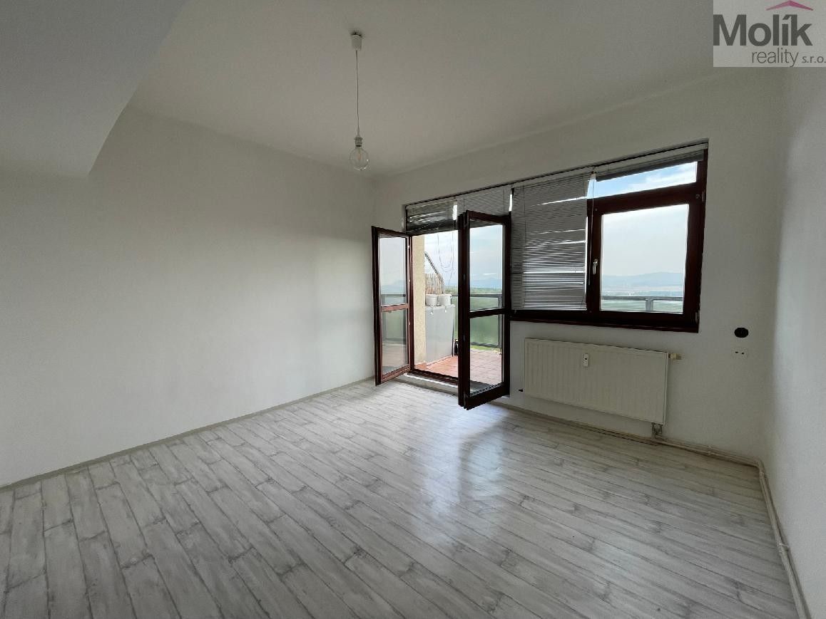 Pronájem byt 1+kk - Koldům, Litvínov, 27 m²