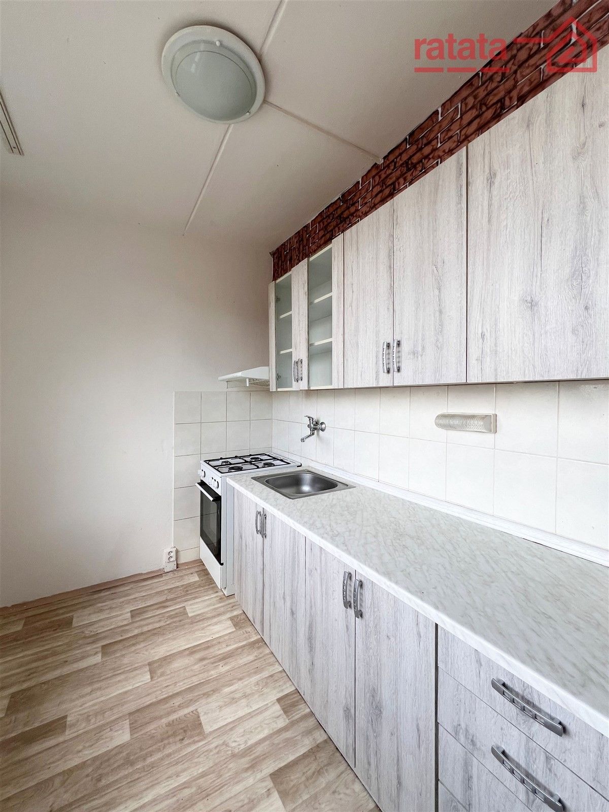 2+1, Hornická, Jirkov, 55 m²