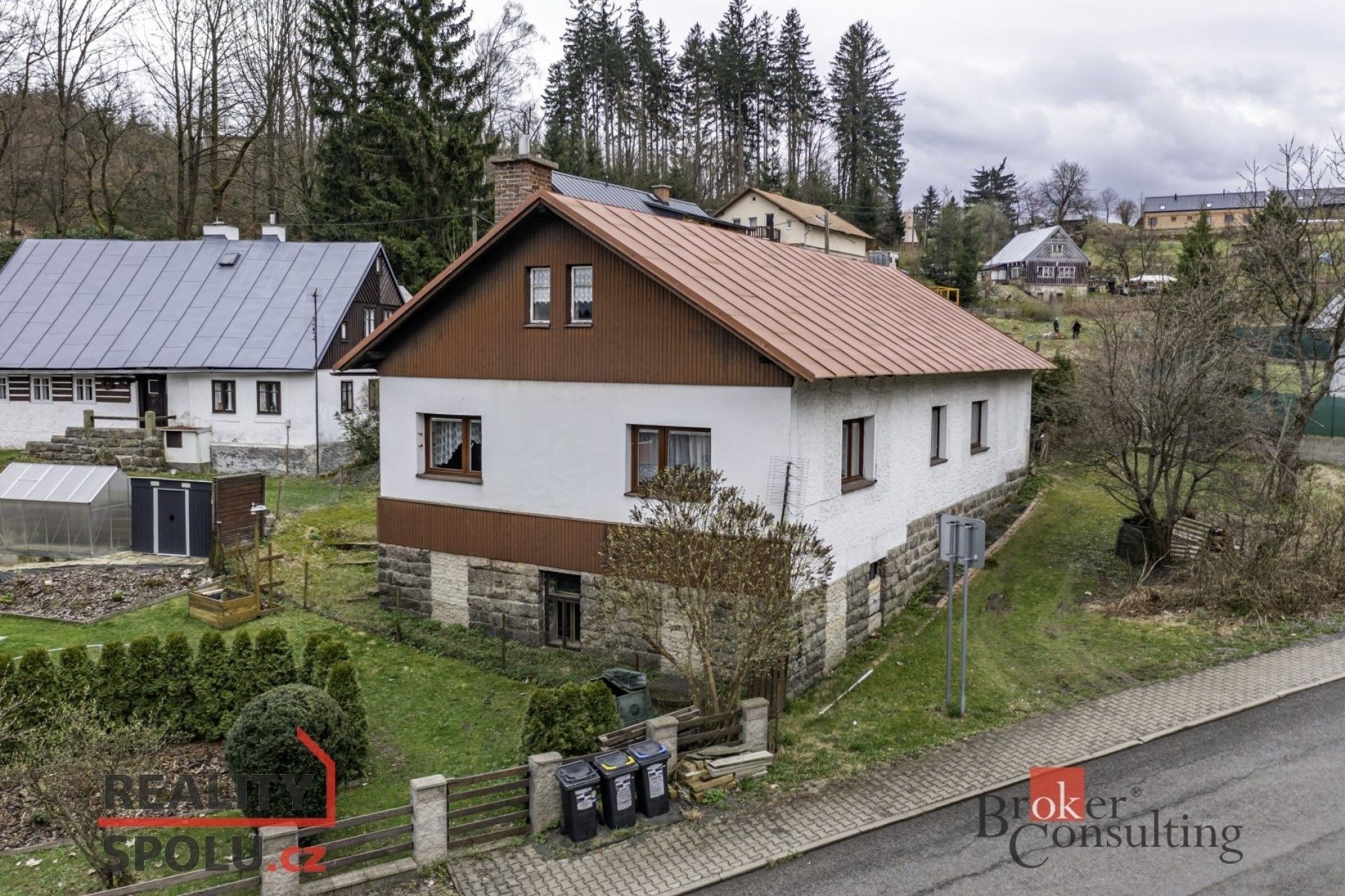 Rodinné domy, Kostelní, Smržovka, 180 m²