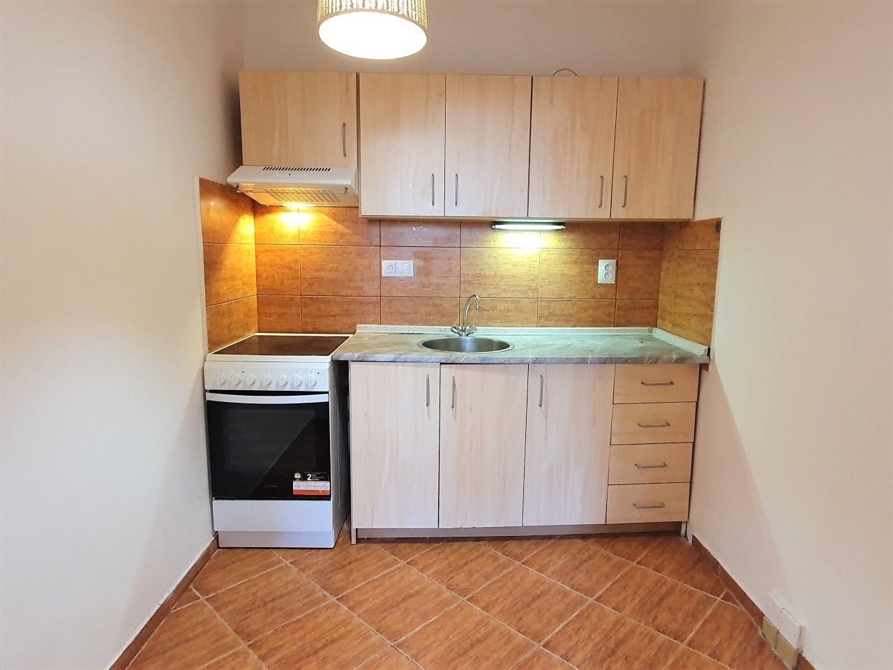 2+kk, Ciolkovského, Praha, 43 m²