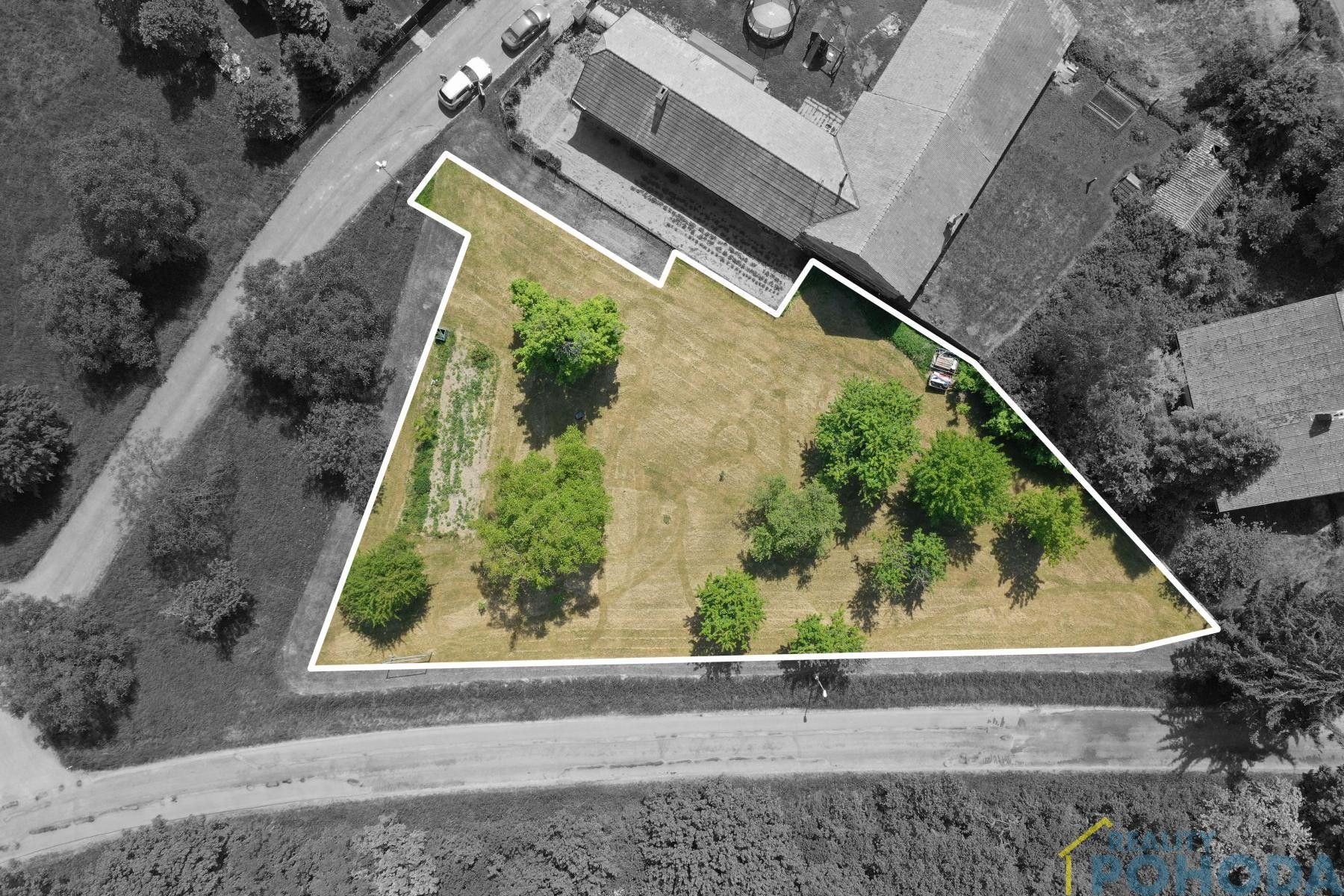 Prodej pozemek pro bydlení - Mentour, Chroustovice, 1 473 m²