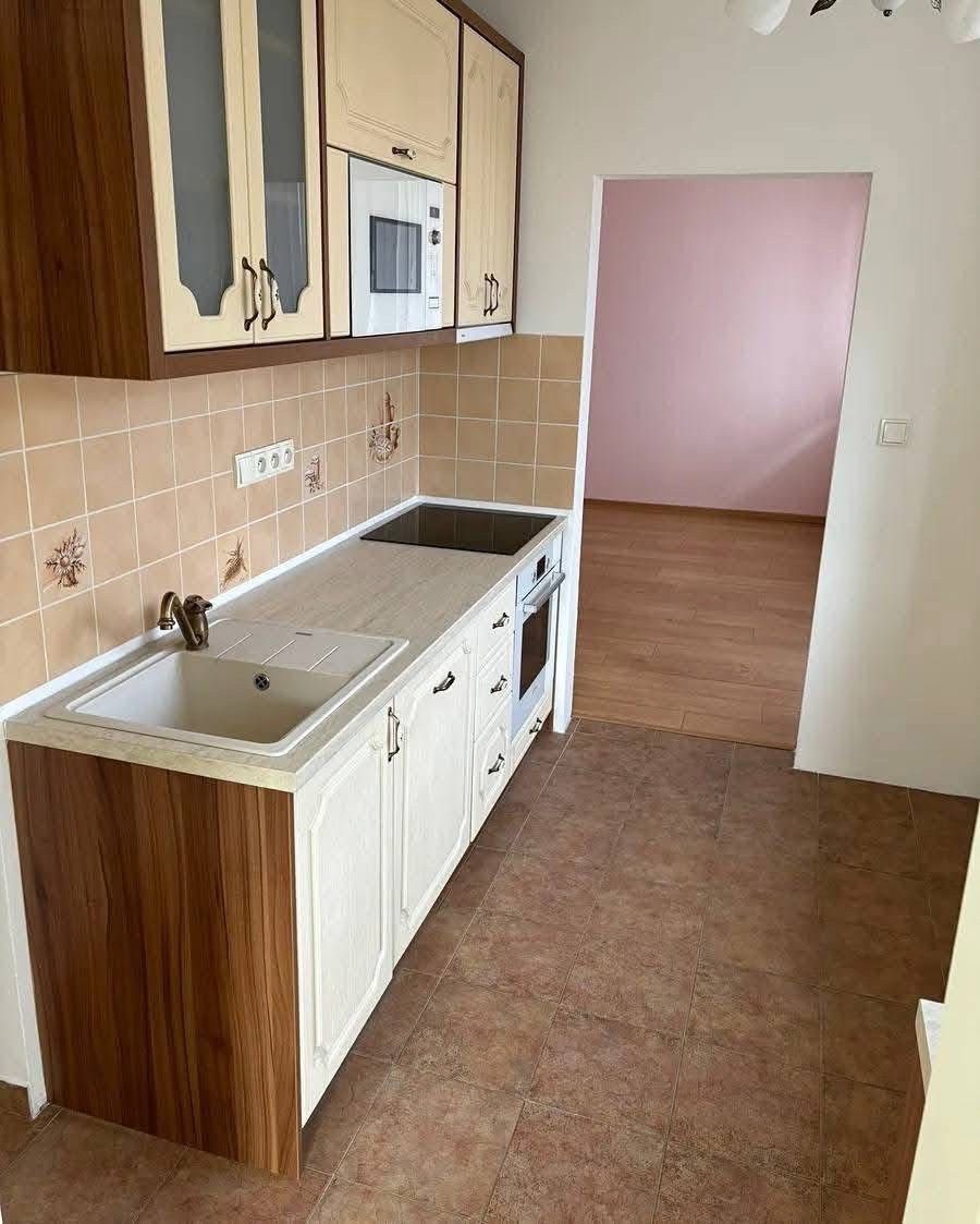 3+1, Praha, 160 00, 86 m²