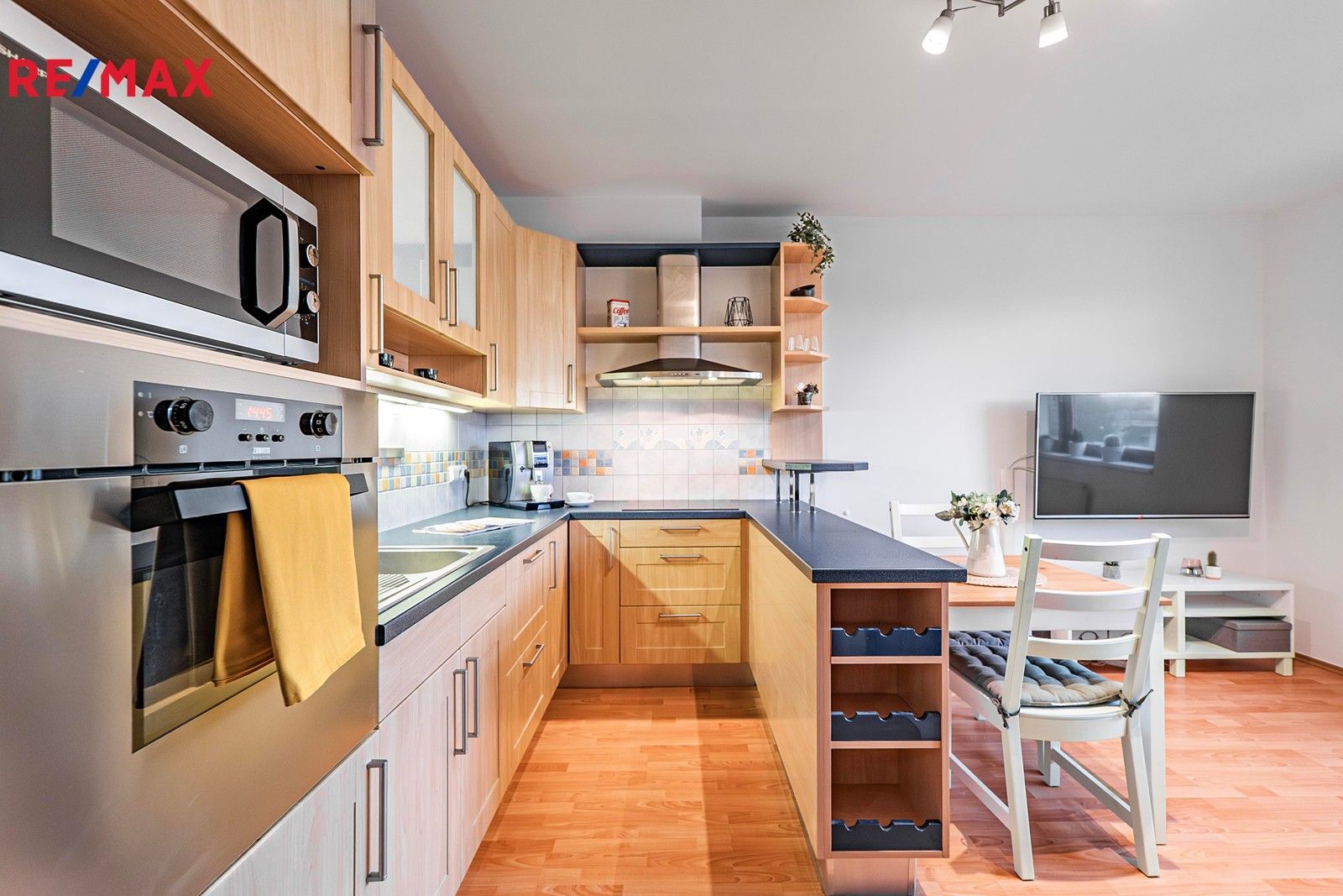 2+kk, Neumannova, Praha, 42 m²