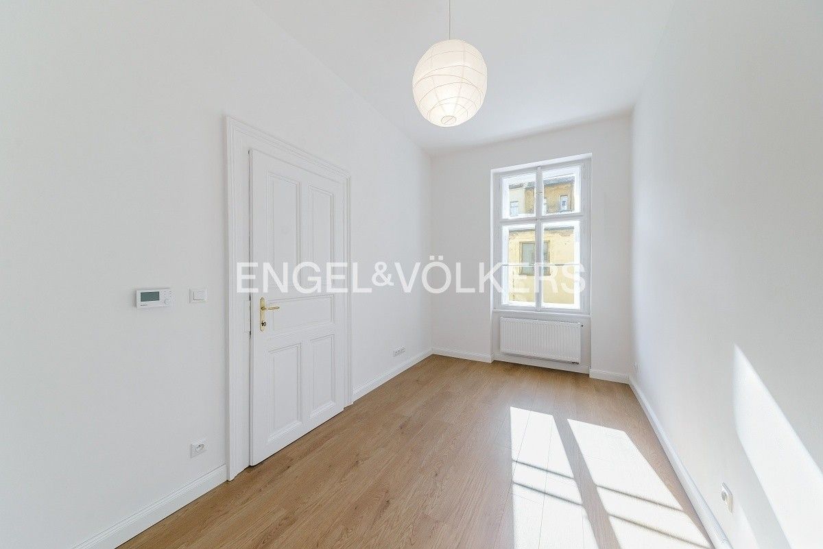 2+1, Plzeňská, Praha, 50 m²