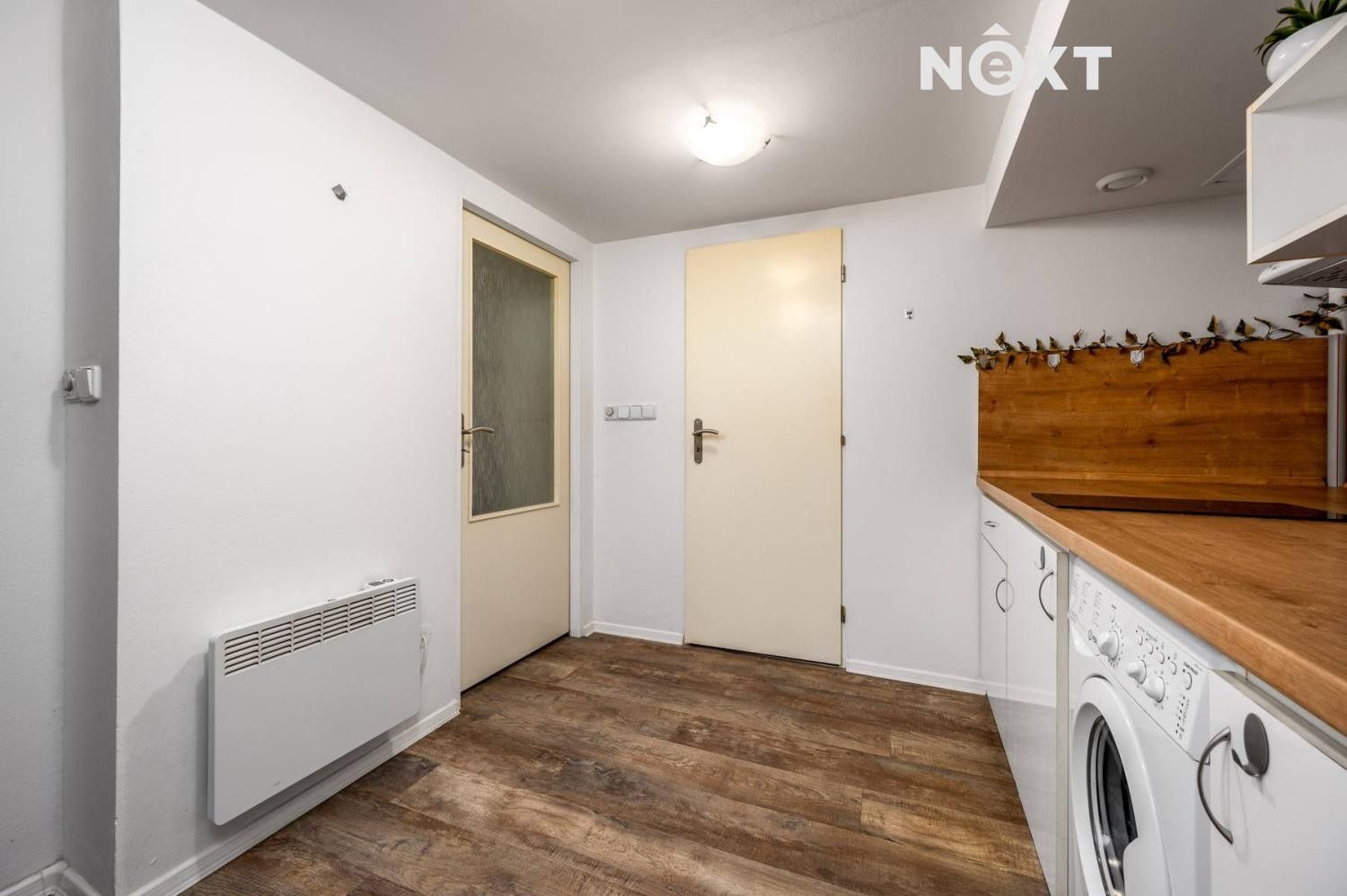 Prodej byt 1+1 - Ďáblická, Praha, 33 m²