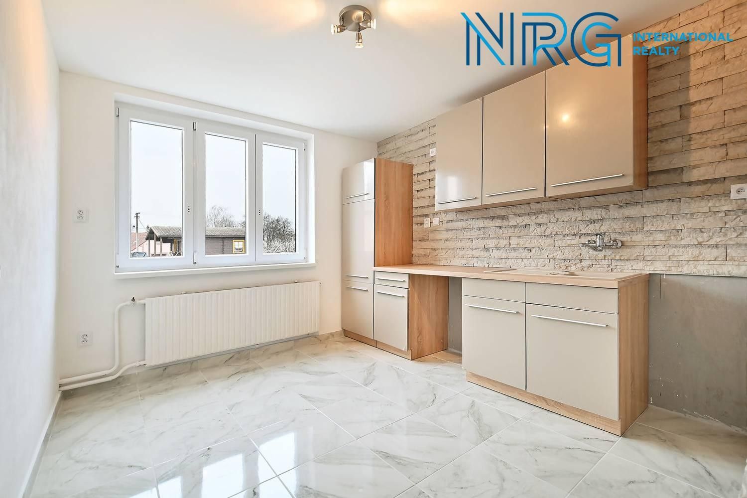 4+1, Polerady, Praha-východ, 94 m²