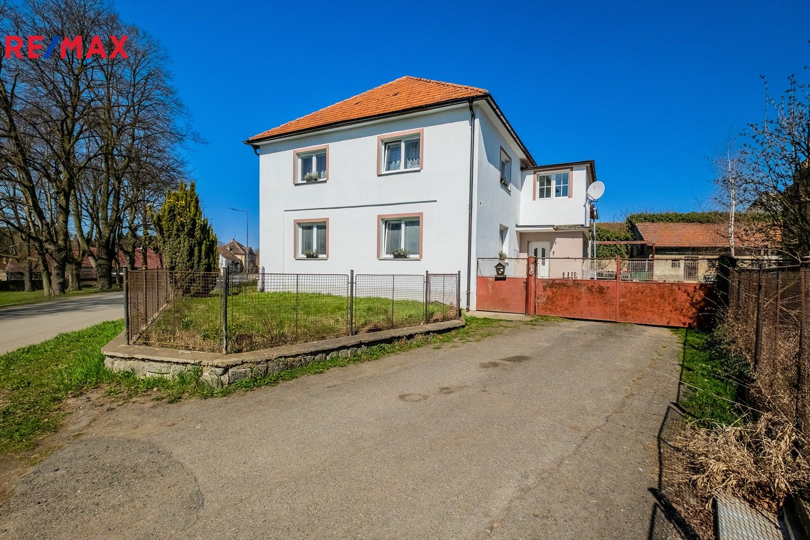 Ostatní, Starosedlský Hrádek, 208 m²
