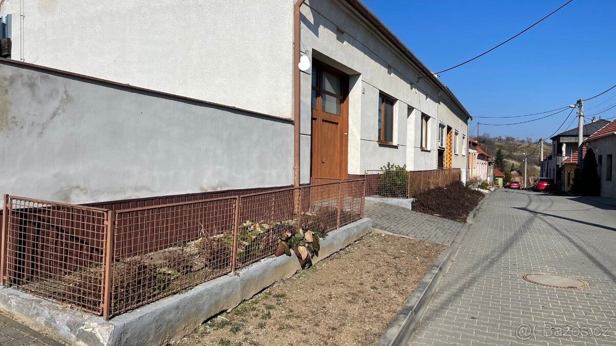 Prodej dům - Tvrdonice, 691 53, 587 m²
