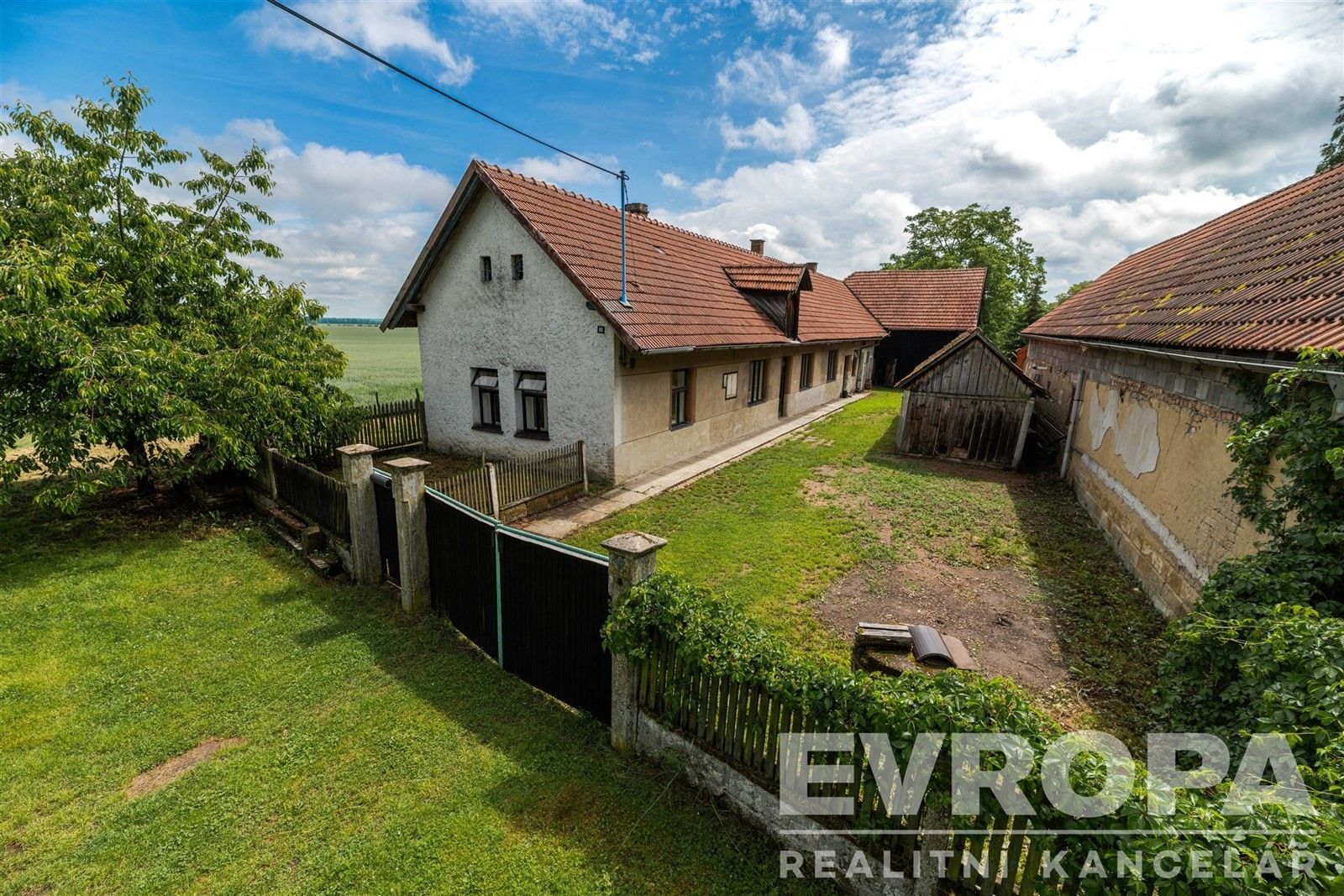 Ostatní, Skochovice, Nový Bydžov, 220 m²