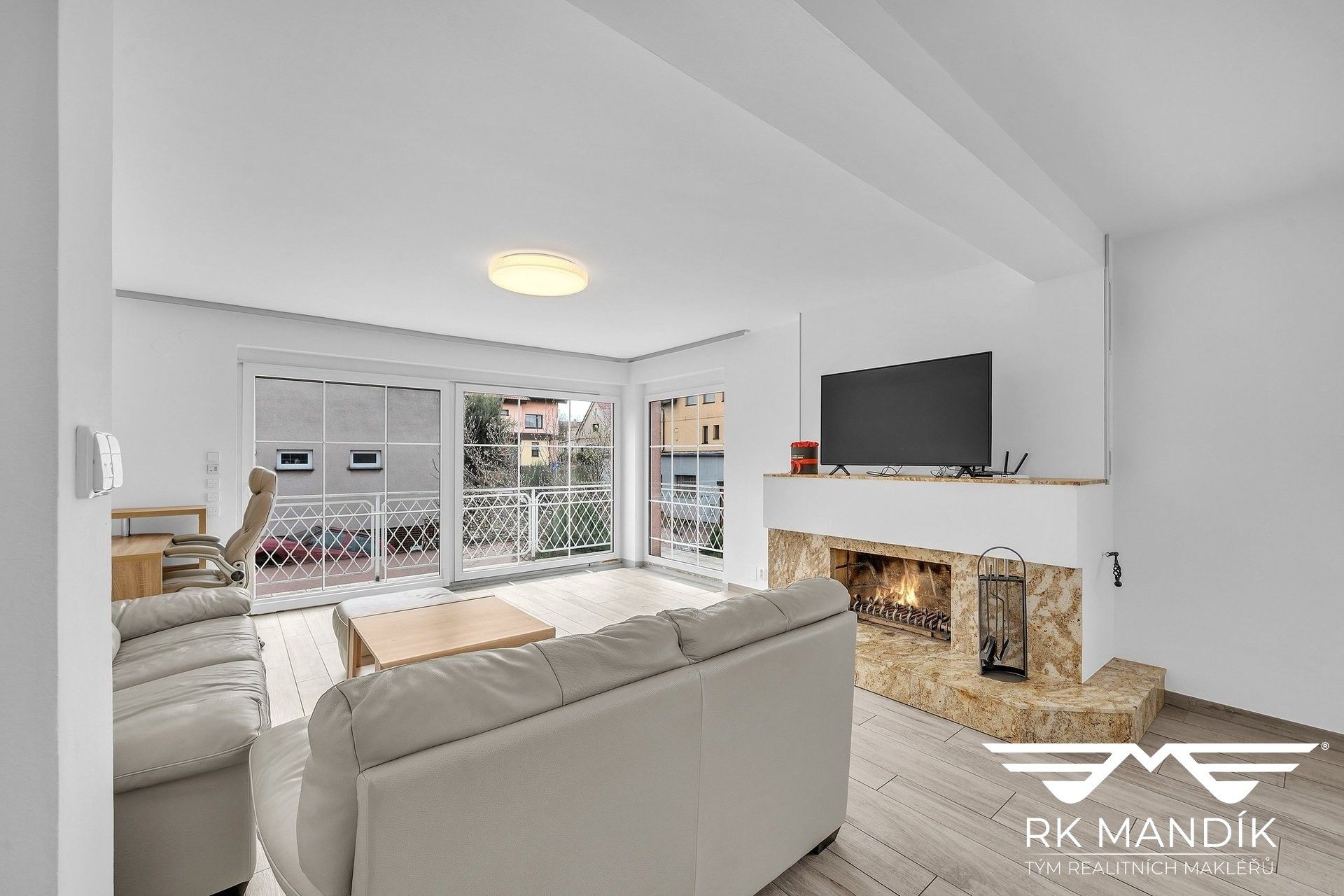Prodej rodinný dům - Kosmonoská, Praha, 220 m²