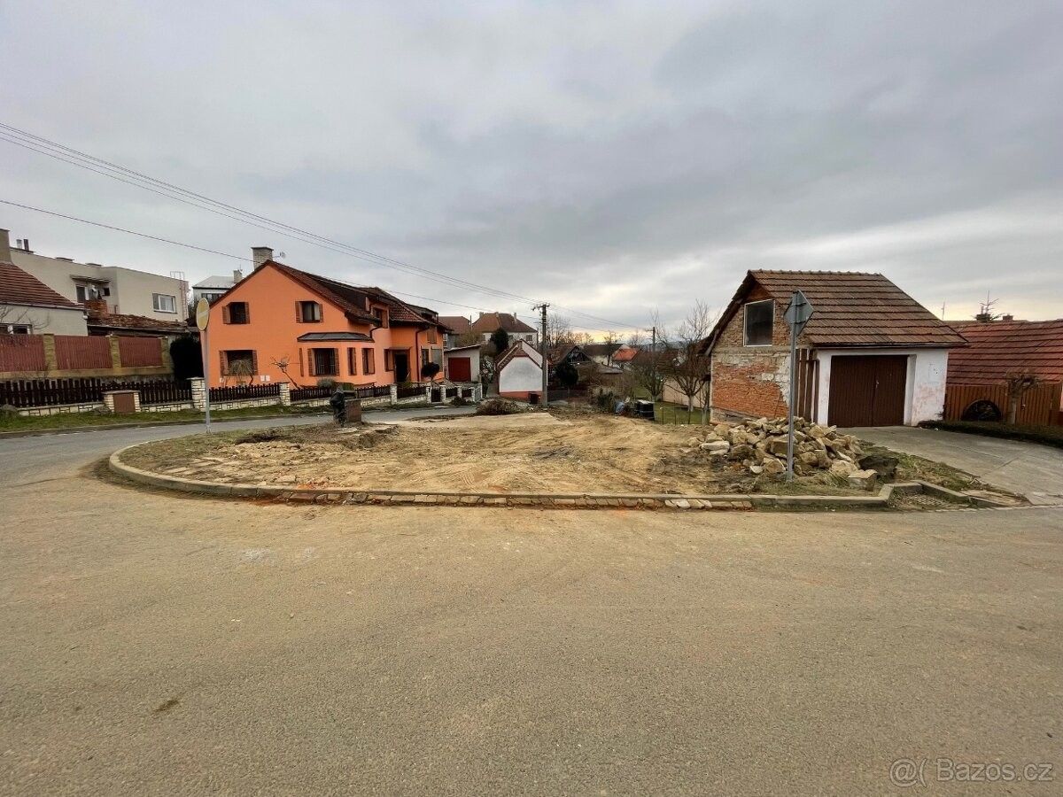 Pozemky pro bydlení, Uherské Hradiště, 686 01, 250 m²