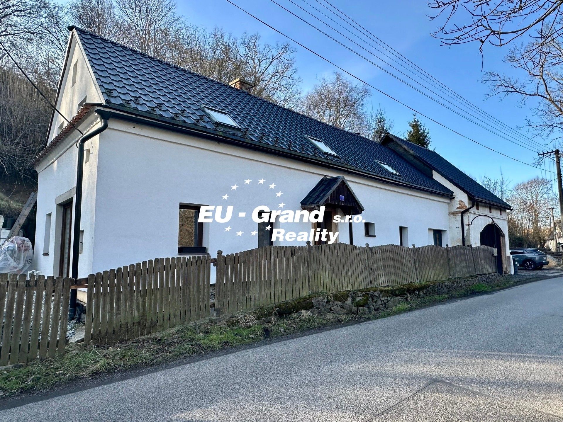 Rodinné domy, Dolní Police, Žandov, 156 m²