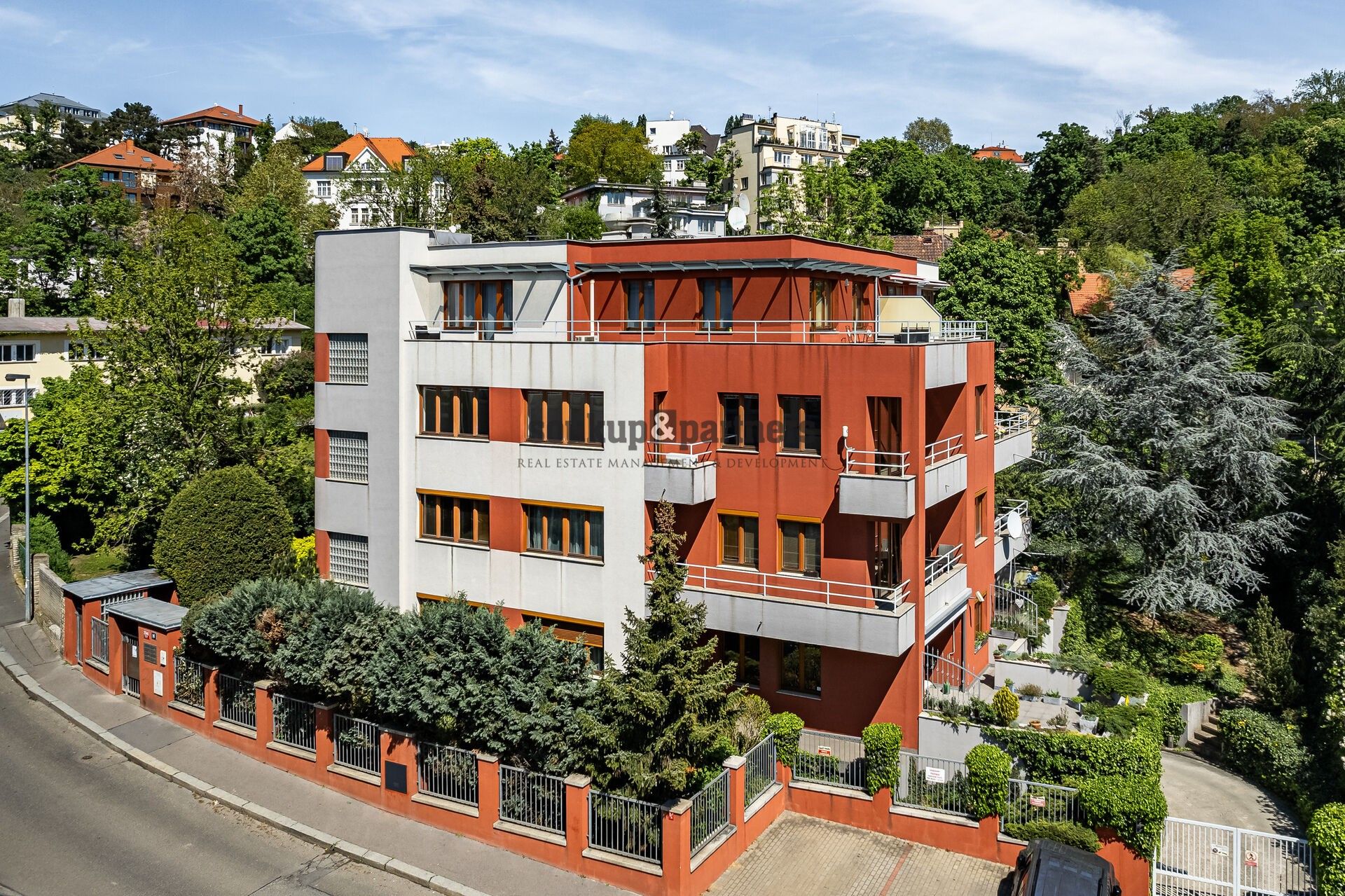 Prodej byt 3+kk - Perucká, Praha, 101 m²