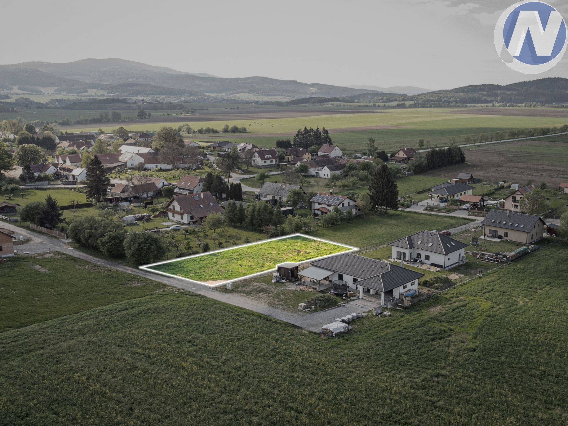 Pozemky pro bydlení, Mojné, 1 527 m²