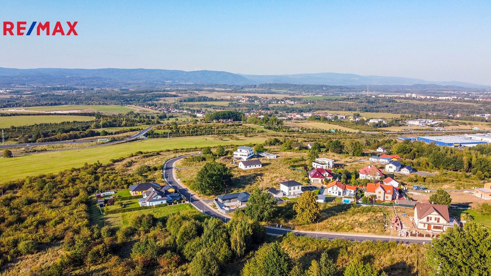 Pozemky pro bydlení, Jenišov, 1 058 m²