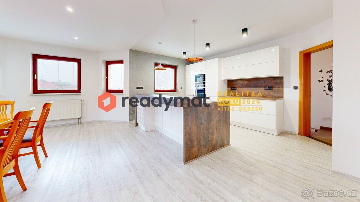 Prodej dům - Domanín, 696 83, 236 m²