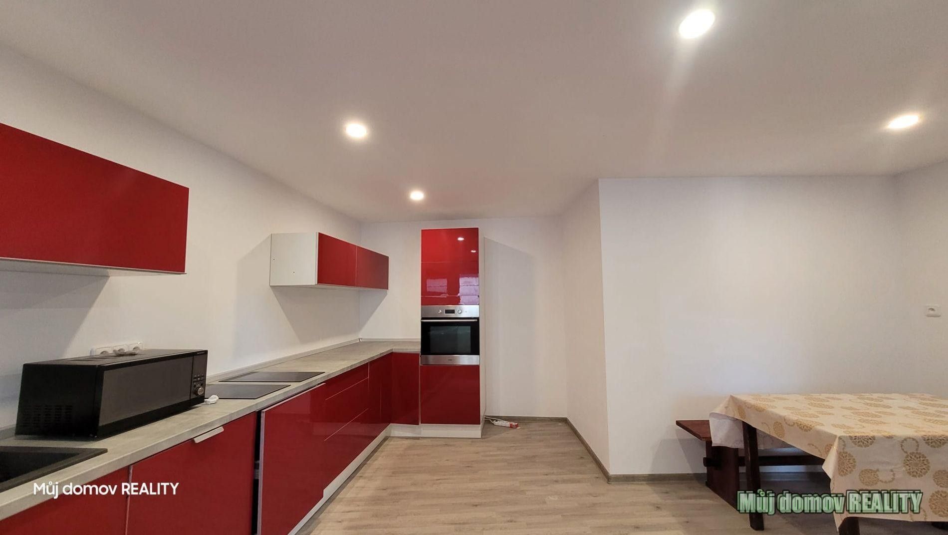 Prodej rodinný dům - Svařenice, Vrutice, 1 143 m²