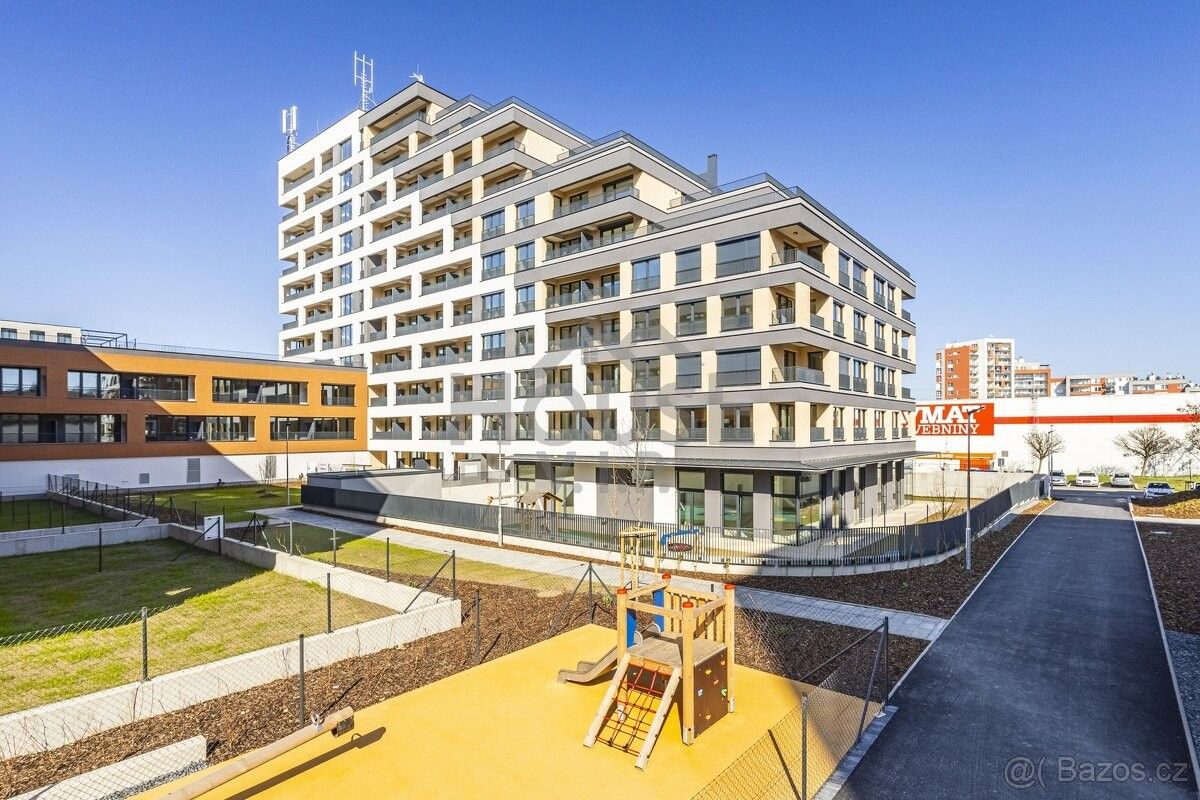 2+kk, Praha, 198 00, 60 m²