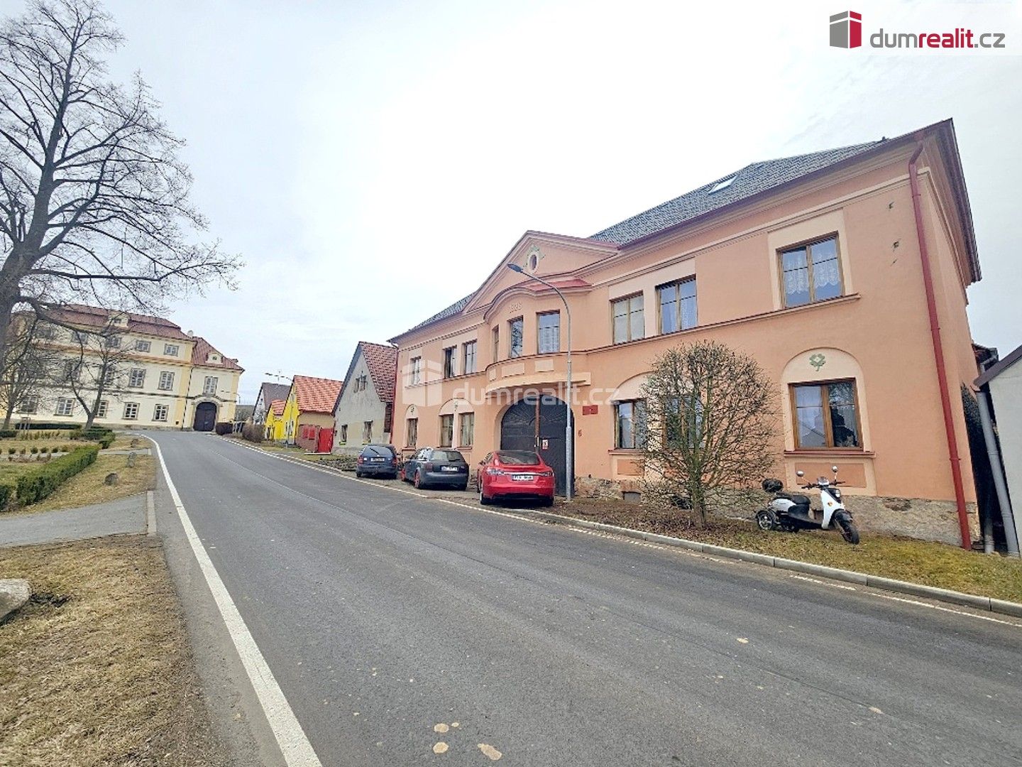 Rodinné domy, Cebiv, 420 m²
