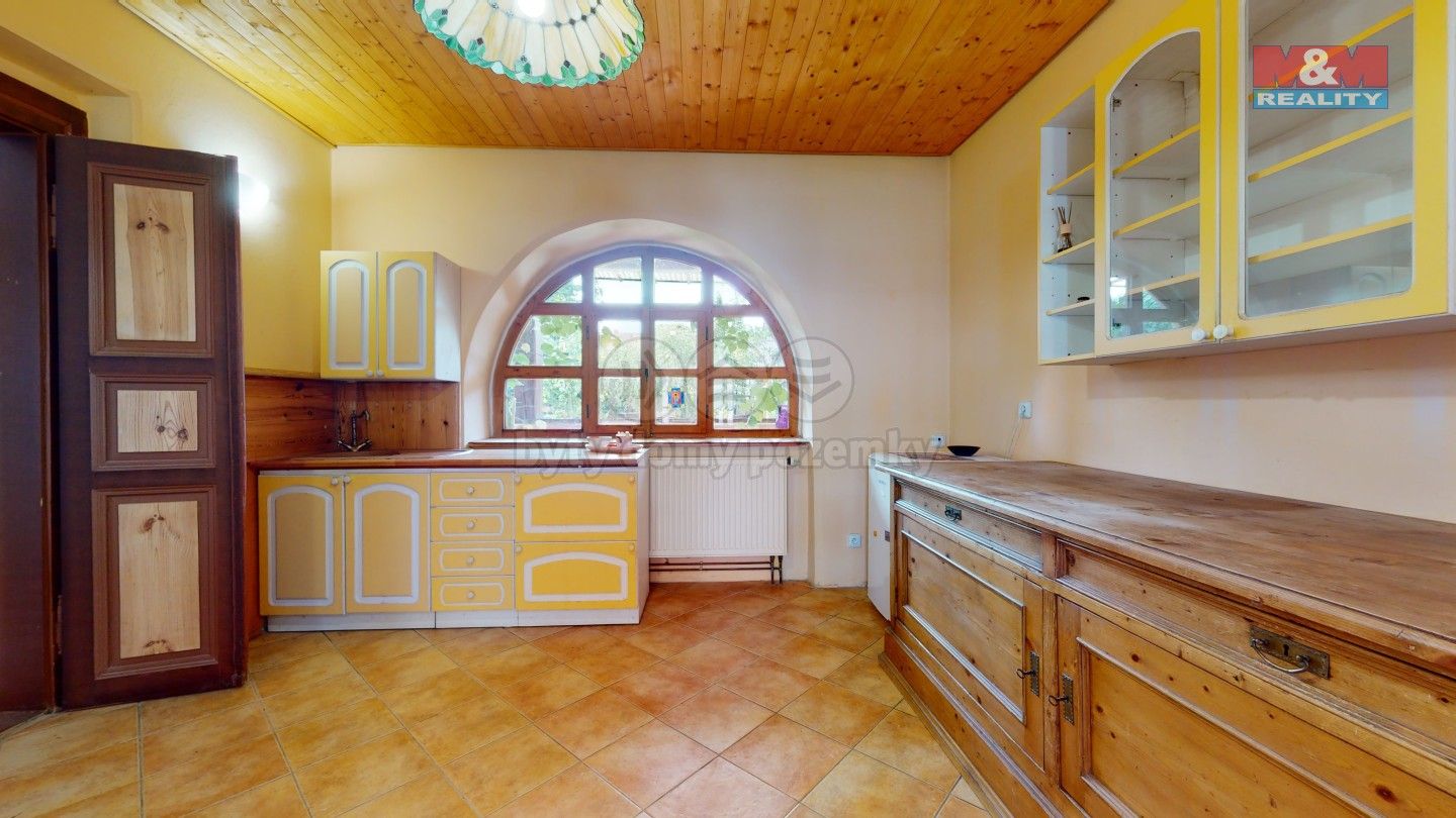 Prodej rodinný dům - 28. října, Dobříš, 230 m²