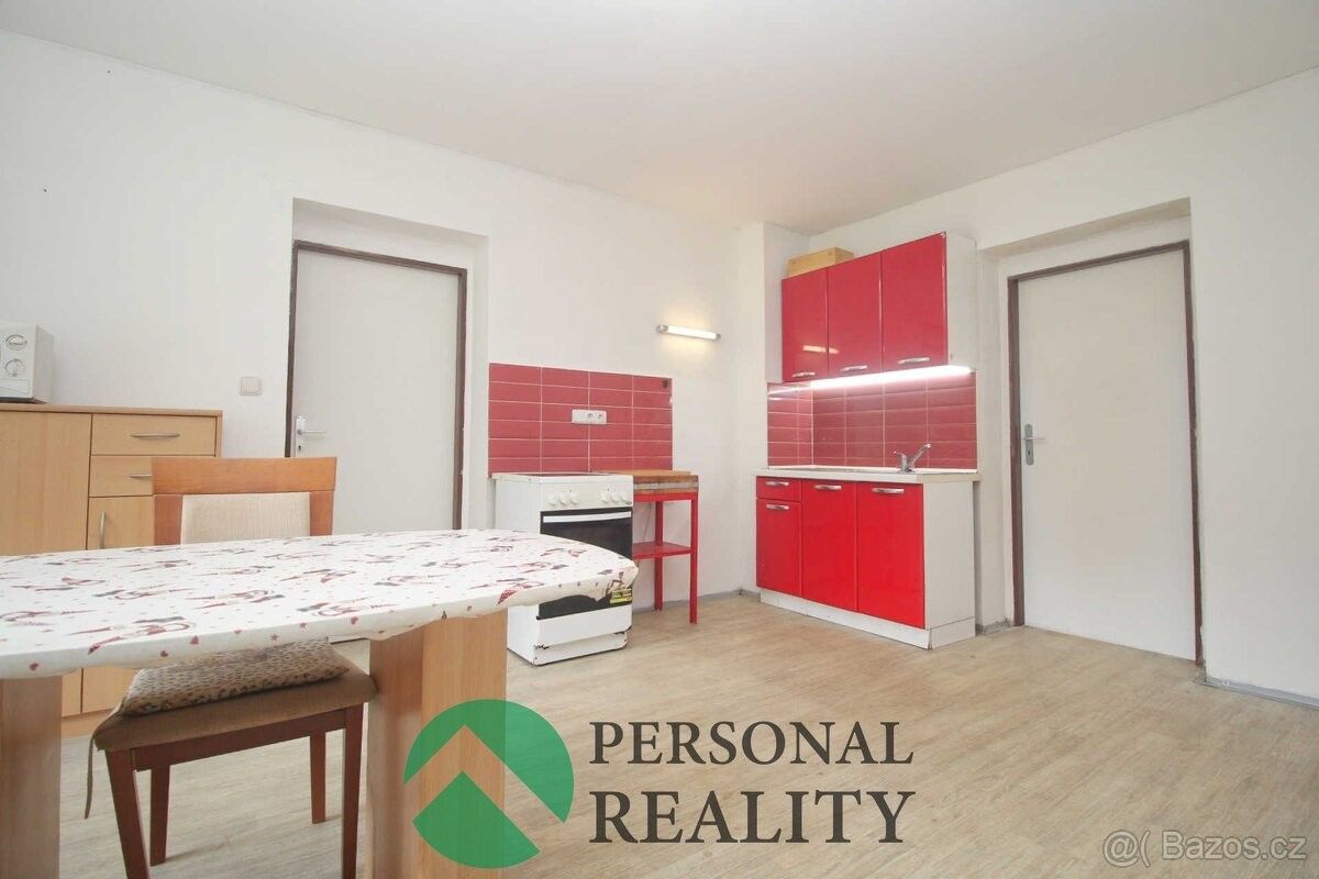 Prodej dům - Jesenice u Rakovníka, 270 33, 85 m²