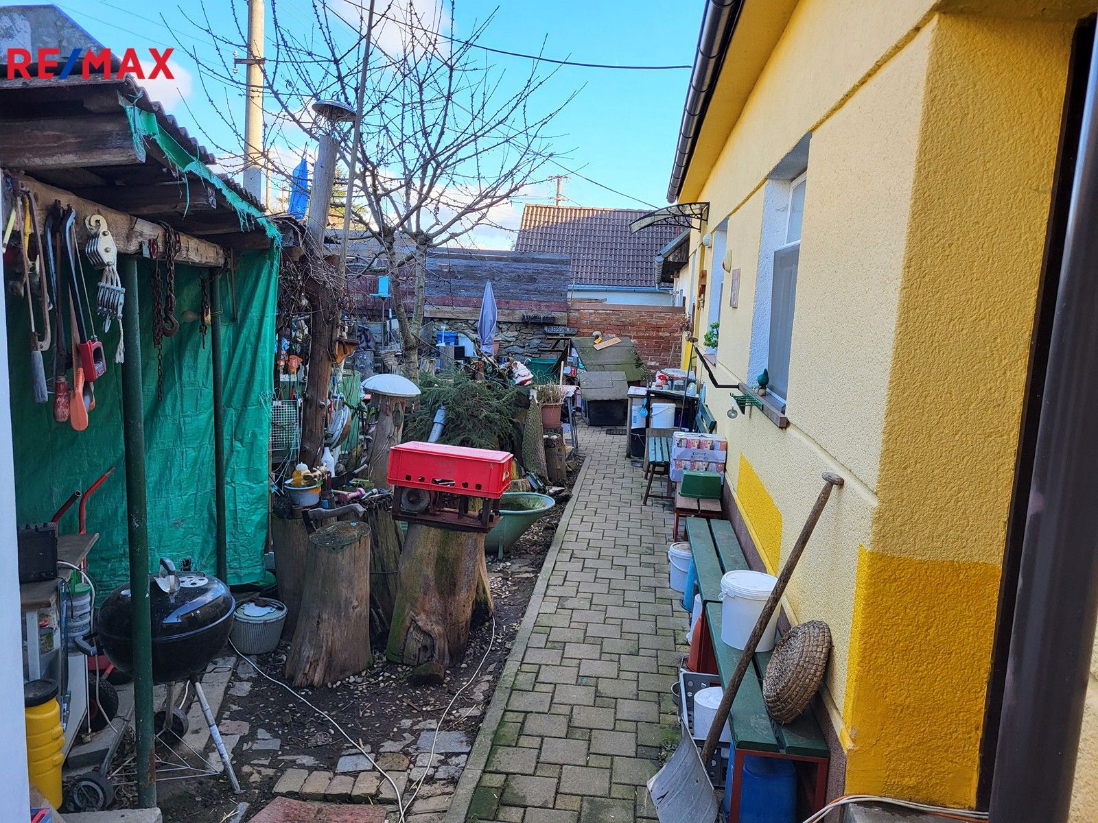 Ostatní, Valeč, 66 m²
