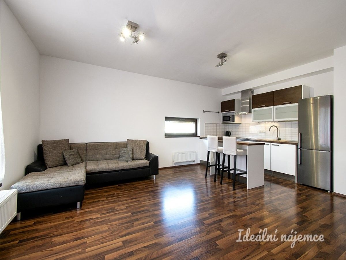 Pronájem byt 3+kk - Plzeňská, Praha, 86 m²