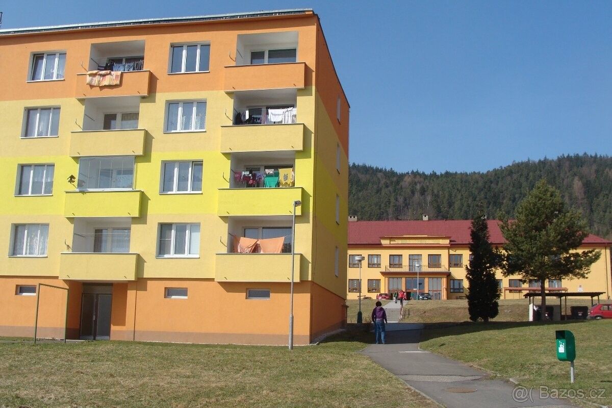 2+1, Hroznětín, 362 33