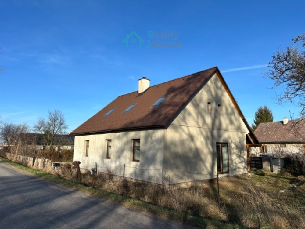Chalupy, Spojovací, Nasavrky, 100 m²