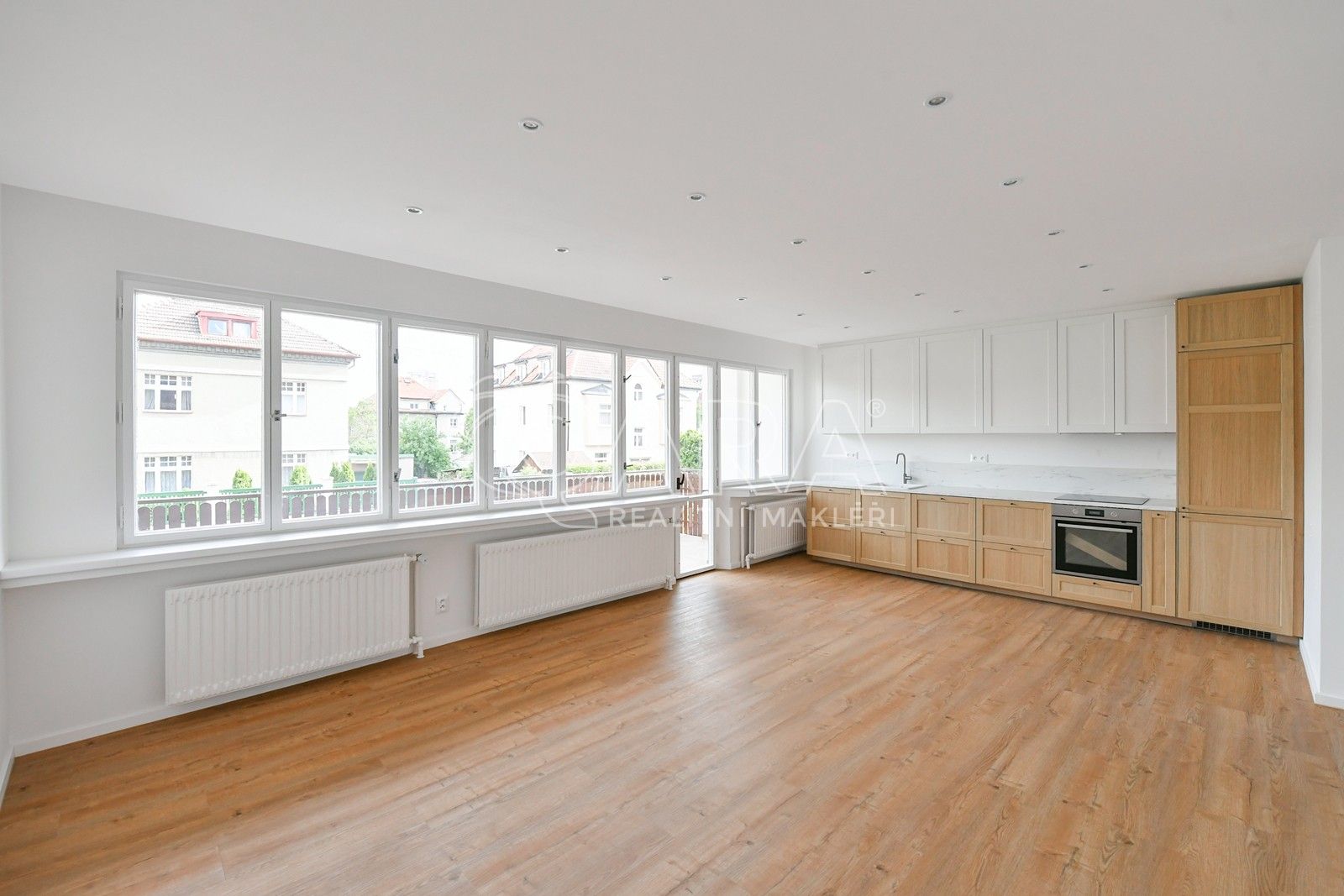 3+kk, Nad vodovodem, Praha, 93 m²