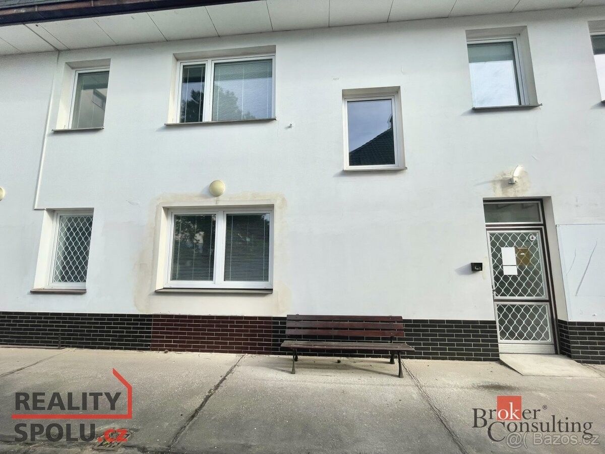 2+1, Praha, 163 00, 40 m²