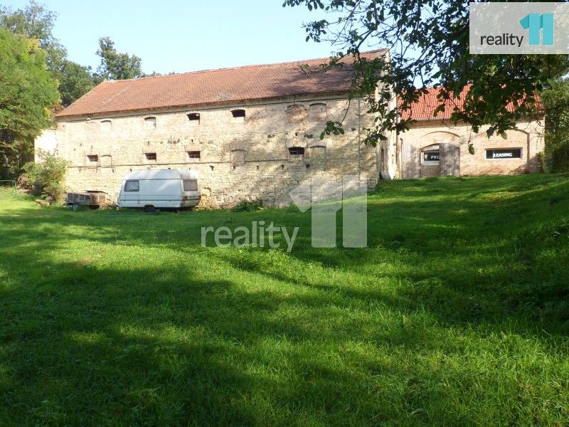 Prodej dům - Sulejovice, 411 11, 306 m²