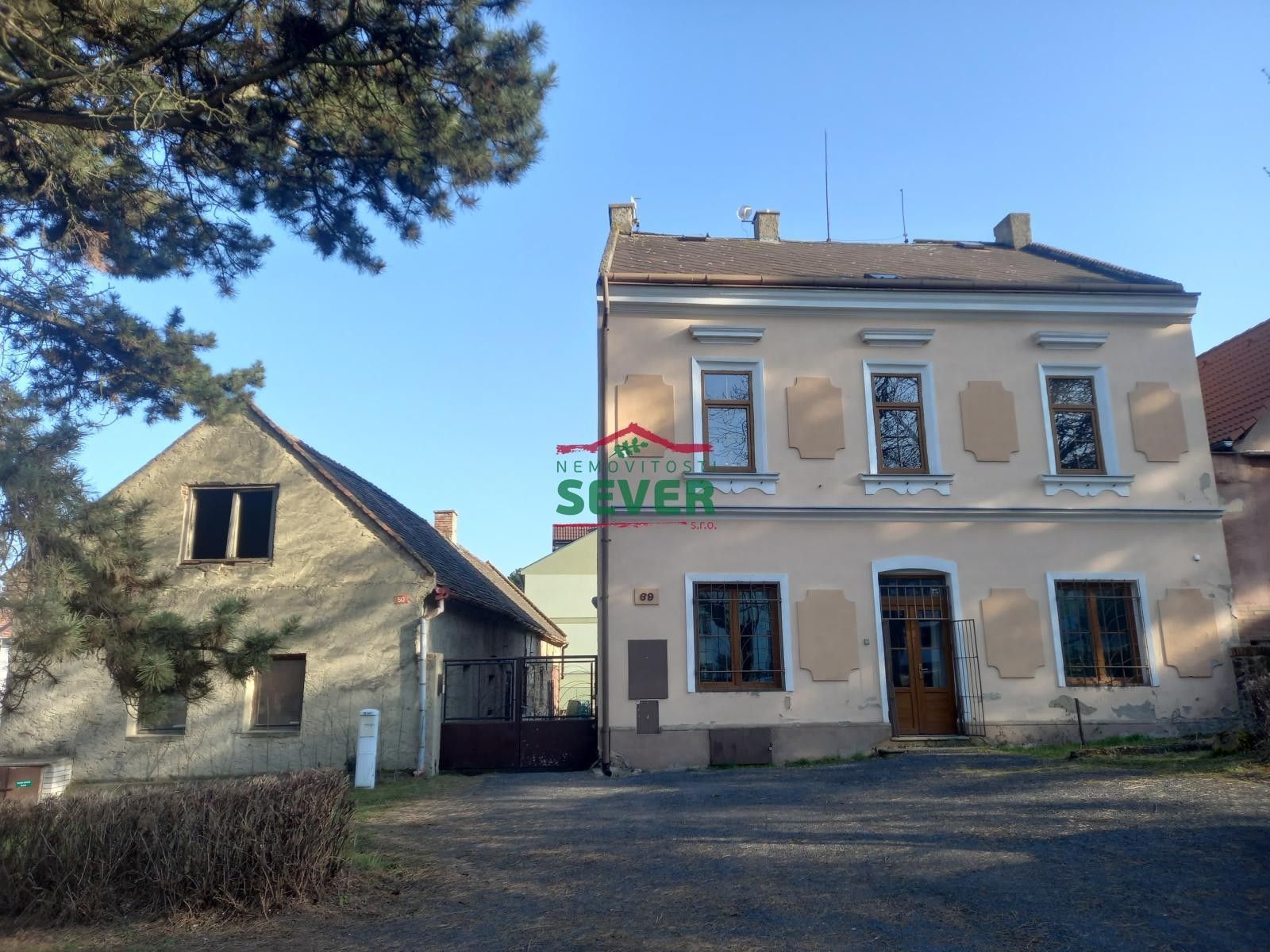 Rodinné domy, Ke Kostelu, Most, 273 m²