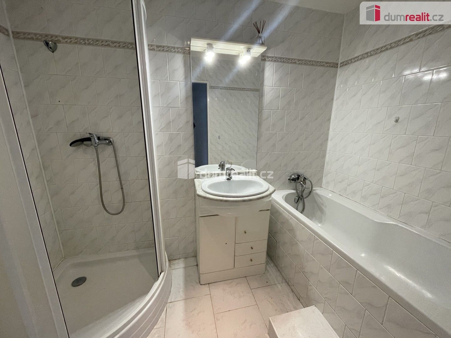 3+1, Jana Šťastného, Mníšek pod Brdy, 78 m²