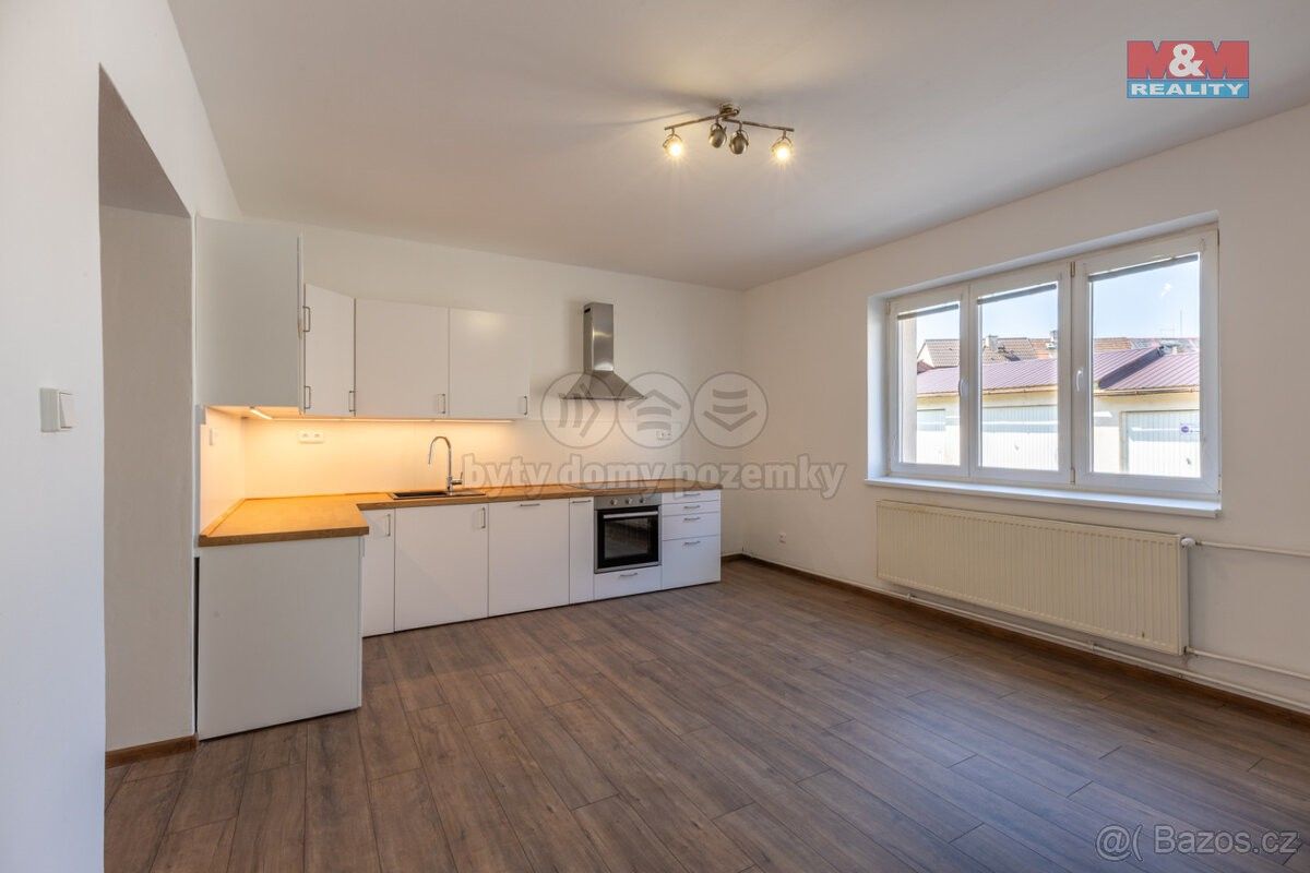 Prodej dům - Louny, 440 01, 168 m²
