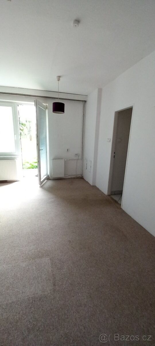 Pronájem byt 1+1 - Uherské Hradiště, 686 01, 43 m²