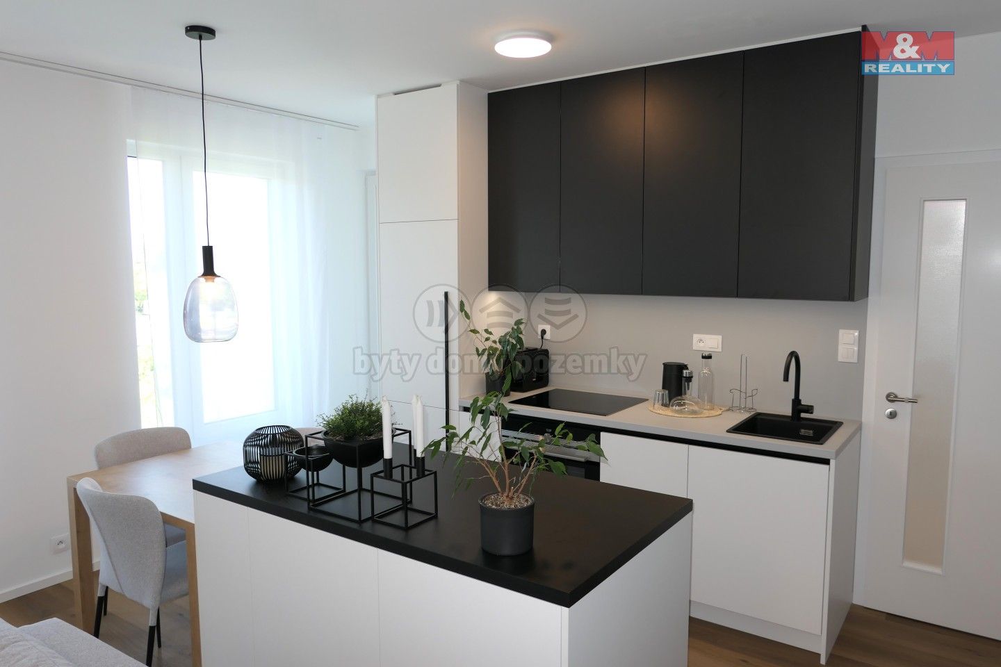 Pronájem byt 2+kk - Horní Měcholupy, Praha, 52 m²