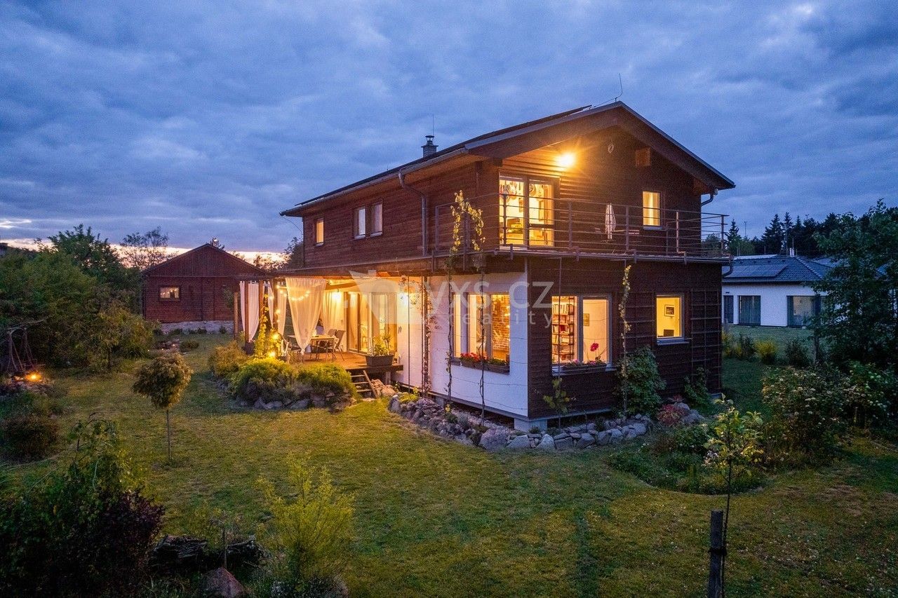 Rodinné domy, Daleké Dušníky, 170 m²
